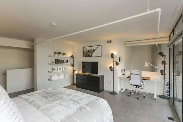 Luxe + Modern Johnny Cash Inspired Executive Condo Nashville