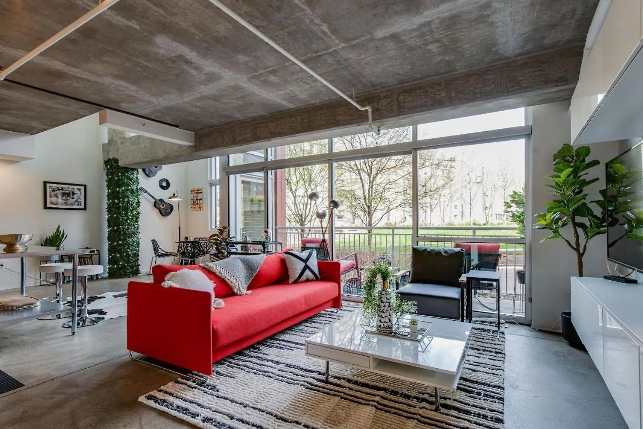 Luxe + Modern Johnny Cash Inspired Executive Condo Nashville United States